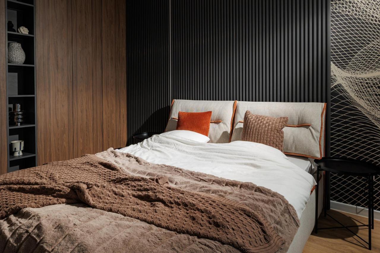 Mandala Designer Apartments With Free Private Parking, Near Mall Coresi Brașov Exterior foto