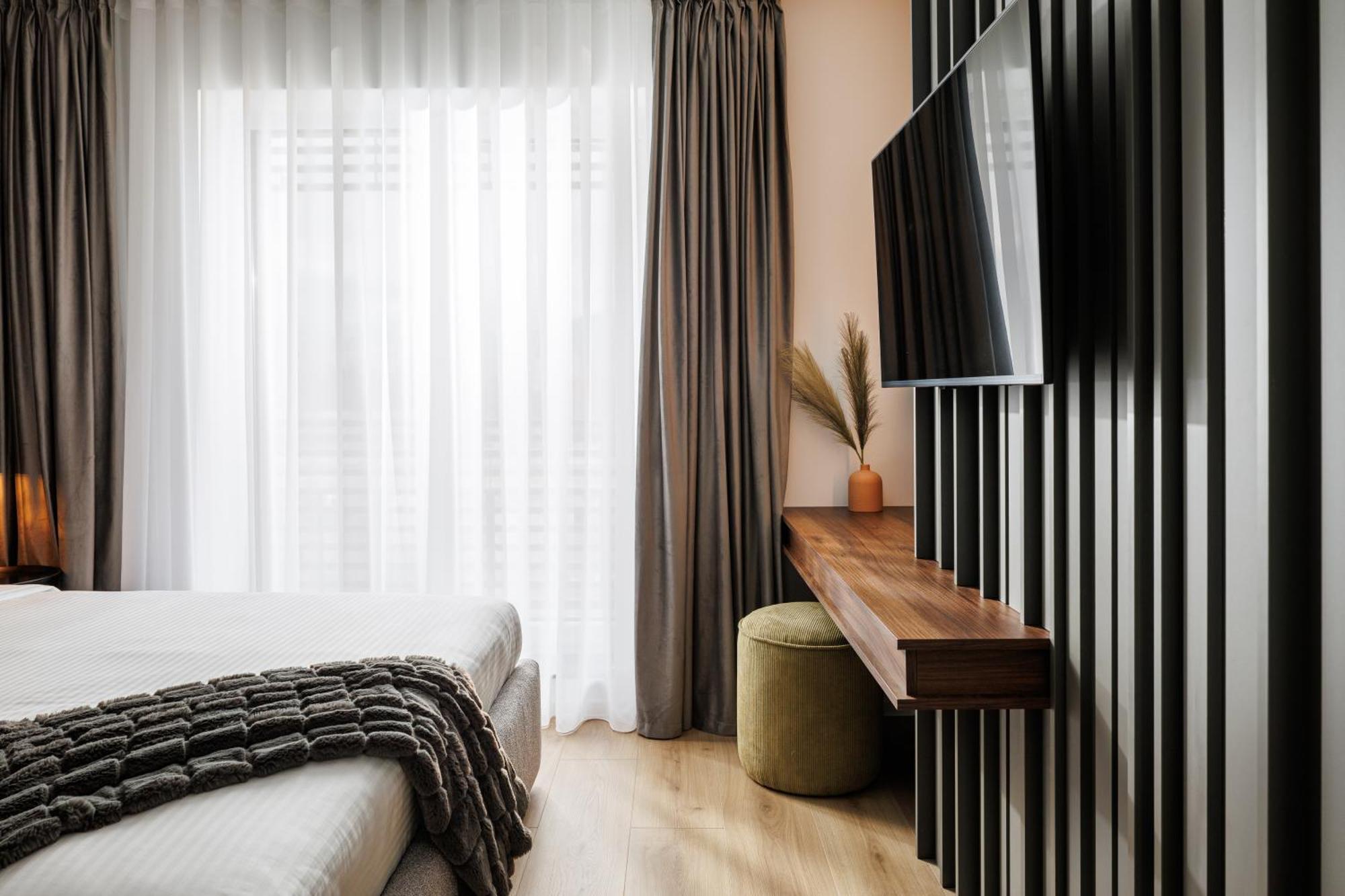 Mandala Designer Apartments With Free Private Parking, Near Mall Coresi Brașov Exterior foto